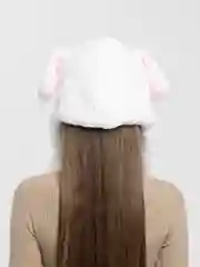 Белый шапка светящаяся, с прыгающими ушками