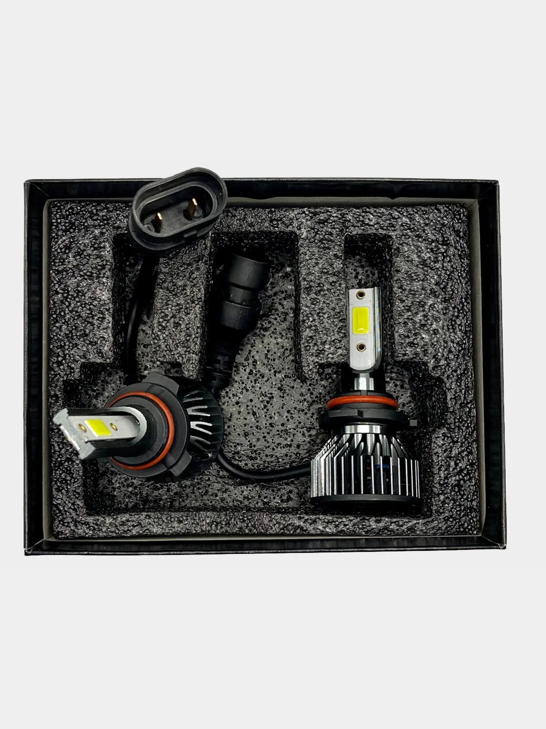 Светодиодные LED лампы Laser V6 цоколь: H7 /H11 /H8 /H4 /HB3 /HB4
