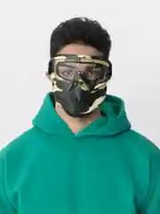 Белый маска спортивная