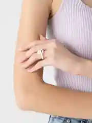 Белый кольцо из бисера Заяц