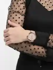 Бежевый женские наручные часы ( 3 вида )
