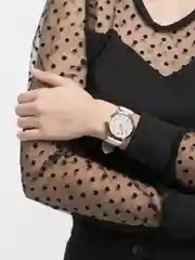 Белый женские наручные часы ( 3 вида )