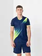 Синий мужской спортивный комплект: шорты и футболка