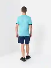 Голубой мужской спортивный комплект: шорты и футболка