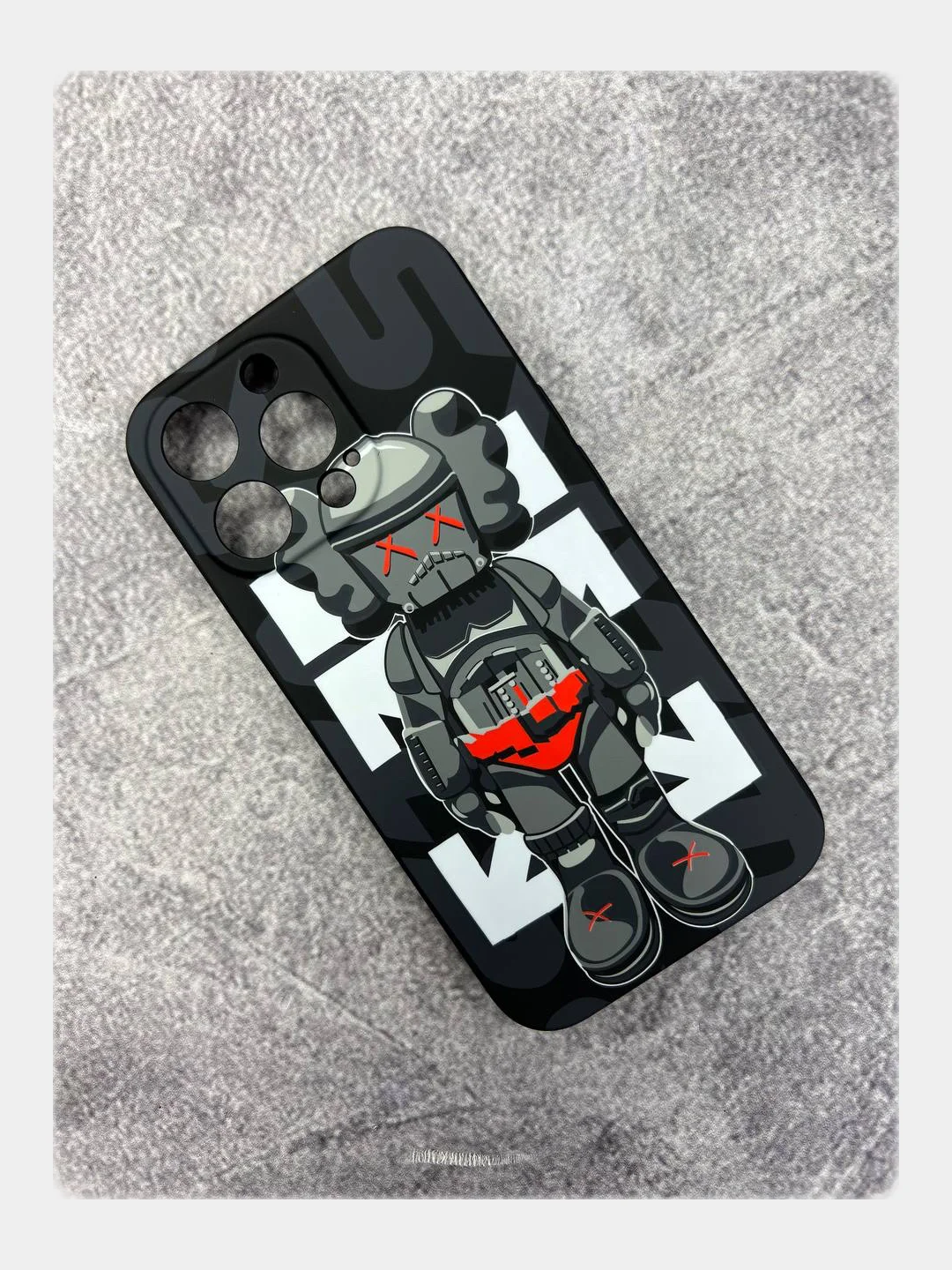 Серый меланж чехол KAWS для iPhone 14 Pro