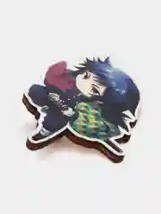 Белый значки деревянные по аниме "Клинок, рассекающий демонов, Demon Slayer"