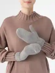 Варежки женские шерстяные