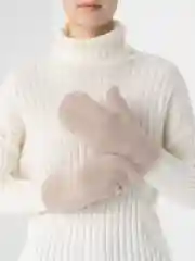 Бежевый варежки женские