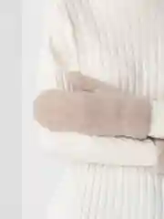 Бежевый варежки женские
