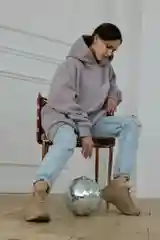 Молочный худи с вышивкой ЯПЕРВЫЙ, оверсайз