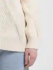 Бежевый свитер женский Oversized, вязаный, в черном и бежевом оттенке