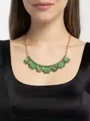 Зеленый цепочка с подвеской
