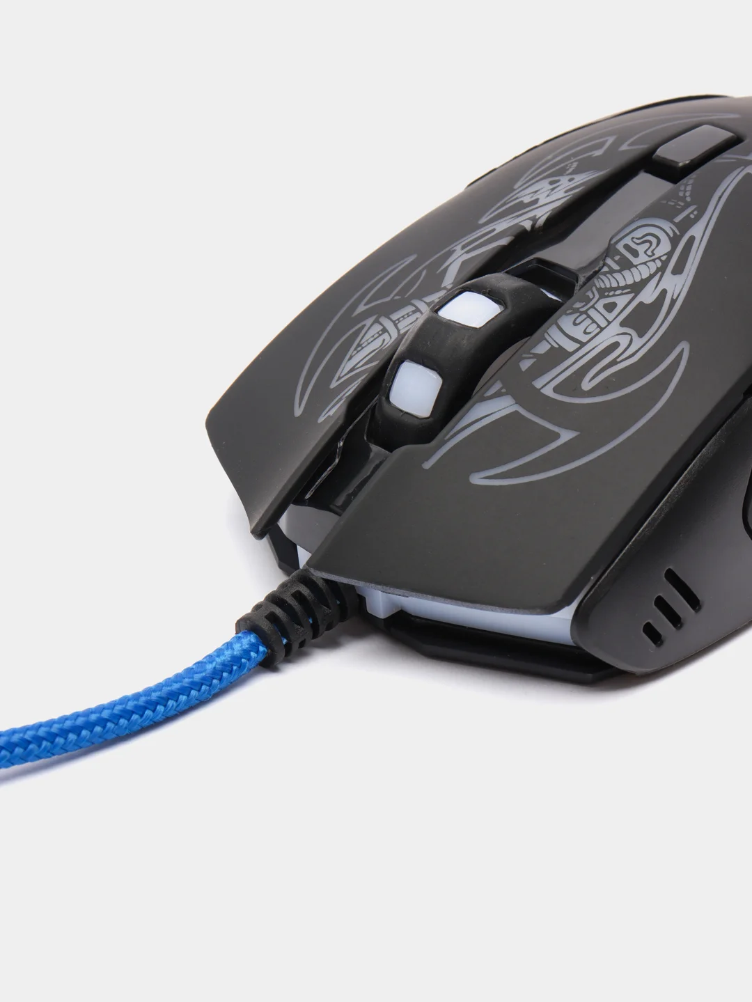 Черный игровая мышь с подсветкой Defender Bionic GM-250L, 6 кнопок, 800-3200 dpi