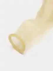 Розовый воздушный шар, с конфетти