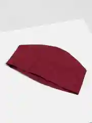 Бордовый шапочка медицинская