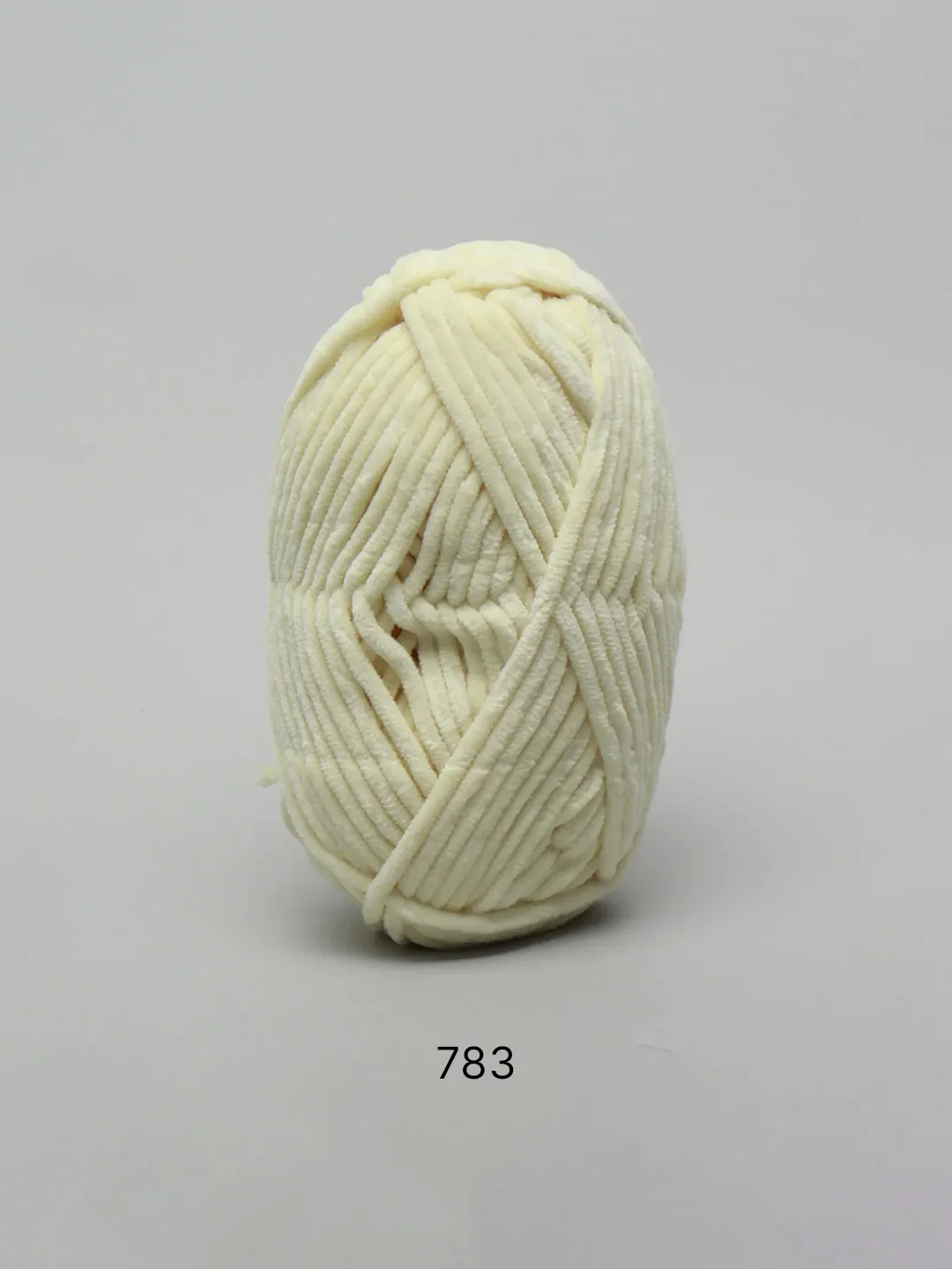 Желтый пряжа плюшевая YarnArt Dolce