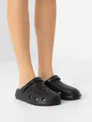 Черный сабо женские IZI, размеры 36-40