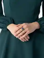 Хаки кольцо со стразой