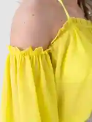 Желтый пляжный костюм топ и юбка