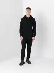 Черный мужской спортивный костюм
