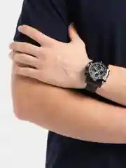 Черный наручные электронные часы OLEVS