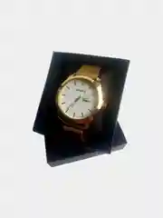 Белый часы мужские на магните, с коробкой