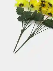 Желтый ромашка цветная. Искусственные цветы. Два букета в упаковке
