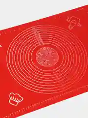 Красный коврик силиконовый для раскатки теста