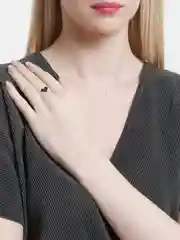Черный кольцо из бисера "Сердечко"