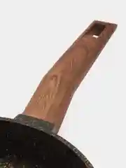 Черный сковорода "Гардарика 1024-12", с ручкой soft-touch, под дерево, 24 см