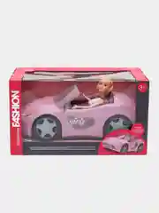 Розовый кукла с автомобилем