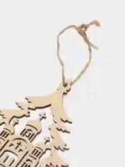 Желтый новогодние елочные игрушки из дерева
