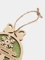 Белый новогодние елочные игрушки из дерева