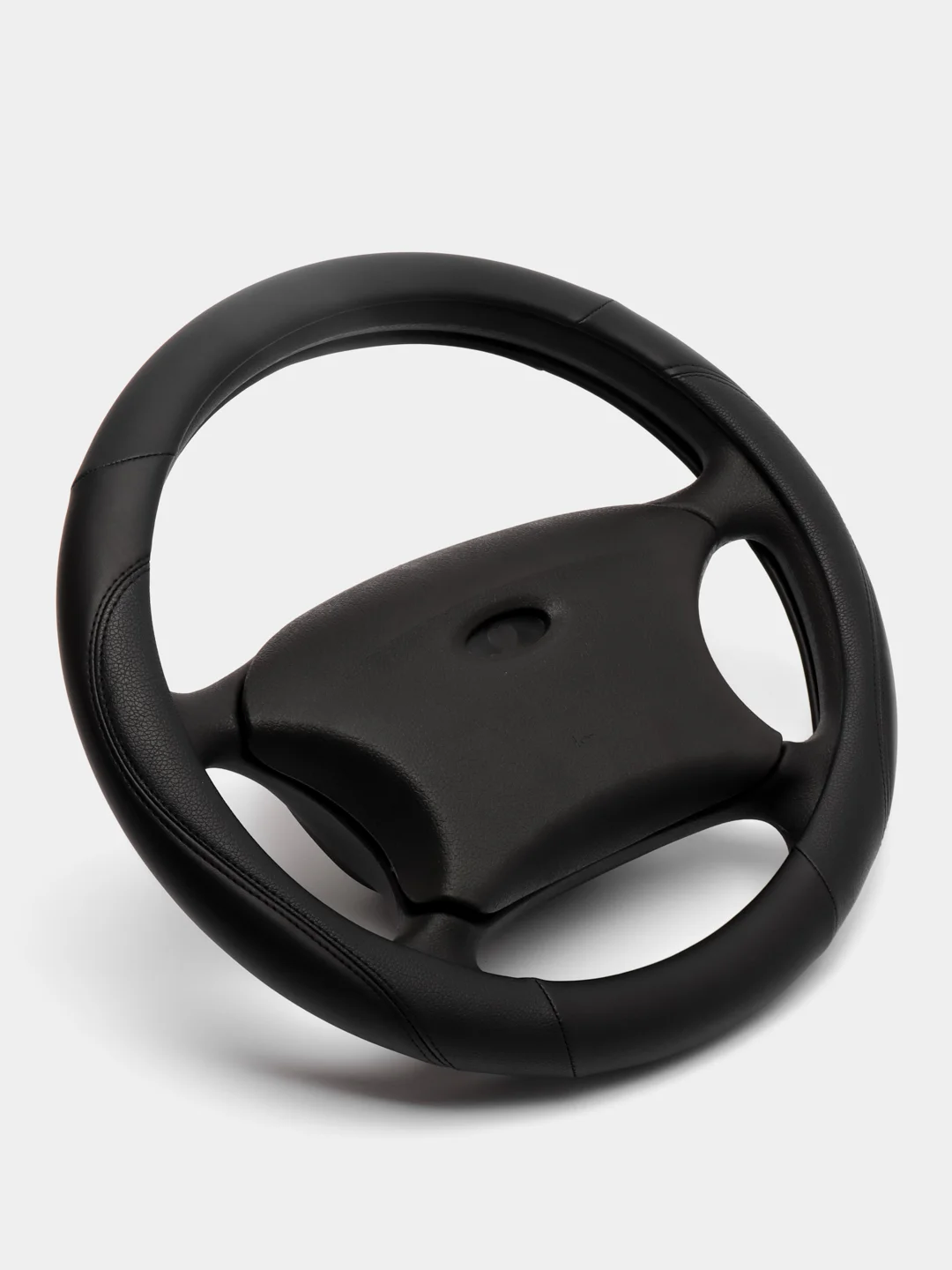 Оплетка на руль (чехол на руль) SKYWAY Top-4 M Черная экокожа S01102290