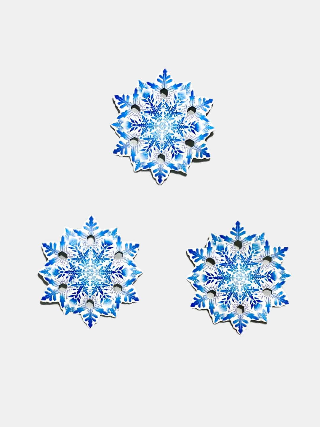 Снежинка на скотче, 100*100 мм