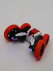 Красный машинка трюковая на пульте управления Stunt Car 360 на радиоуправлении