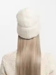 Белый шапка женская Адонис