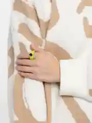 Зеленый кольцо со стразой