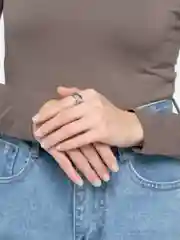 Серебряный кольцо "Объятия"