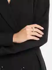 Белый кольцо акриловое