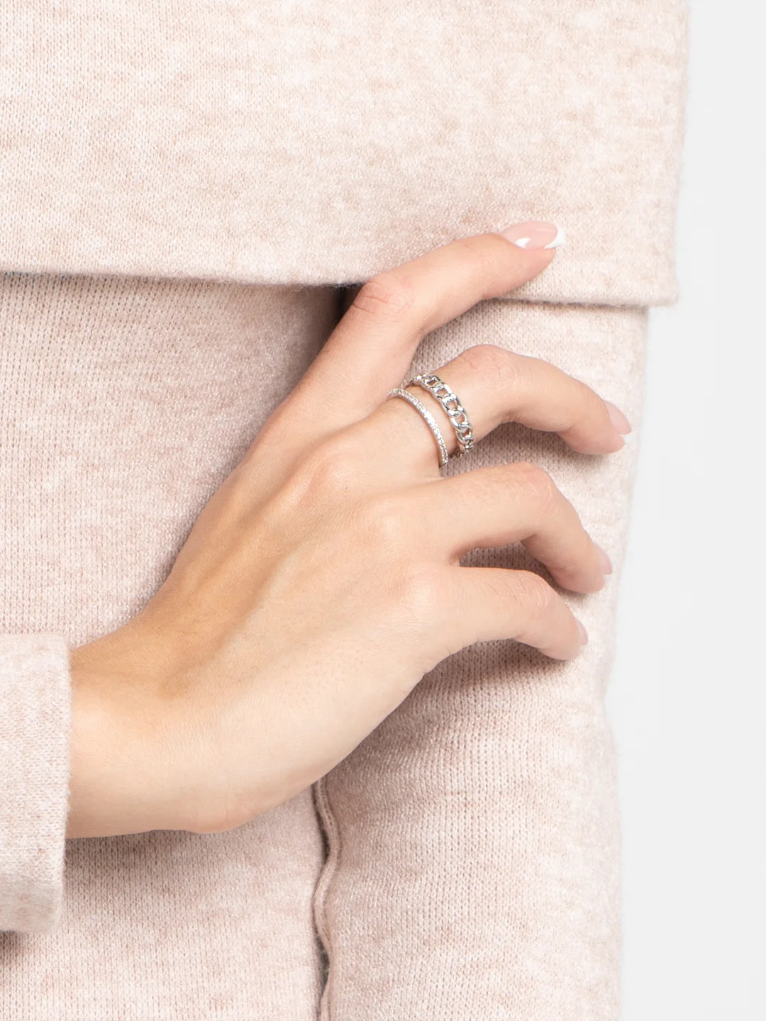Серебряный кольцо женское, бижутерия