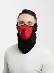 Красный балаклава