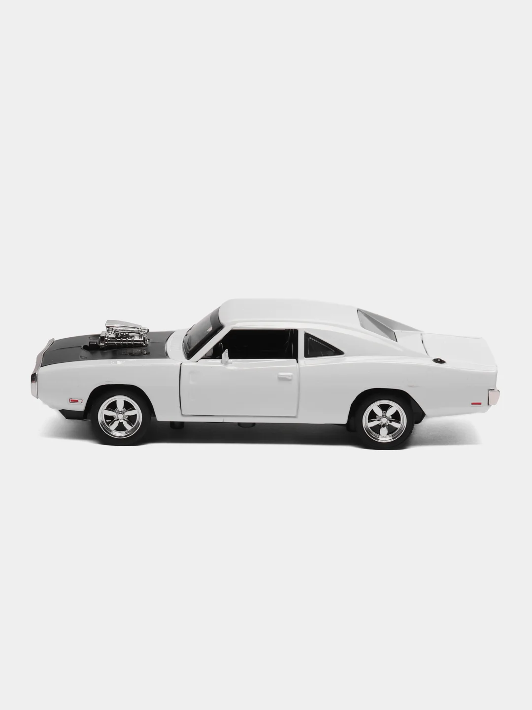 Белый металлическая машинка 1:32 Dodge Charger