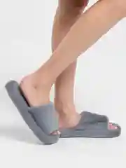 Серый домашние меховые тапочки