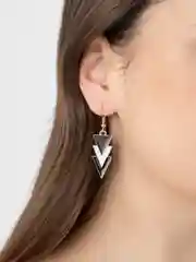 Серьги висячие черно-белые Геометрия