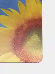 Желтый коврик для компьютерной мыши