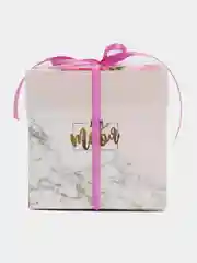Розовый букет цветов из мыла, розы вспененные