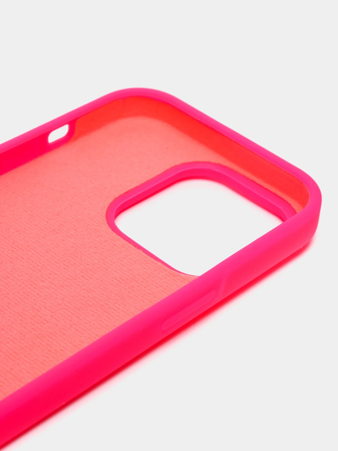 Фуксия чехол Silicone Case для iPhone 14, 14 Pro, 14 Plus, 14 Pro Max, с закрытым низом