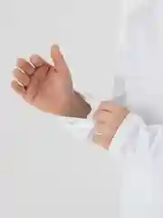 Белый лонгслив для мальчика Утенок