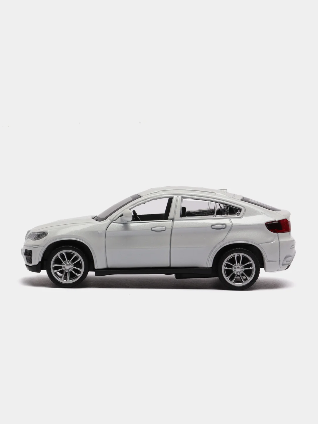 Машинка металлическая 1:43 BMW X6 17,5см JB1200133